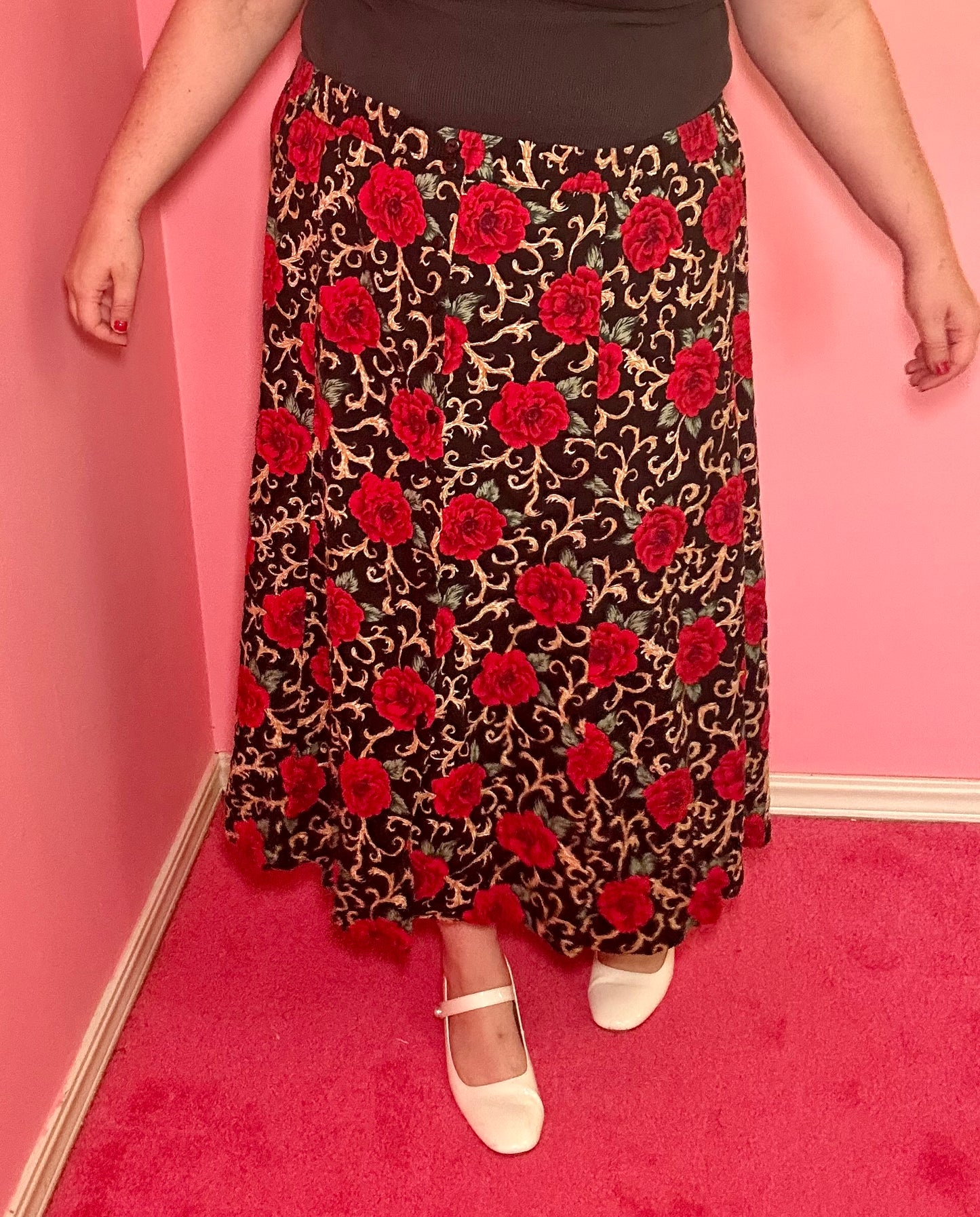 Red Rose Skirt (26/28)
