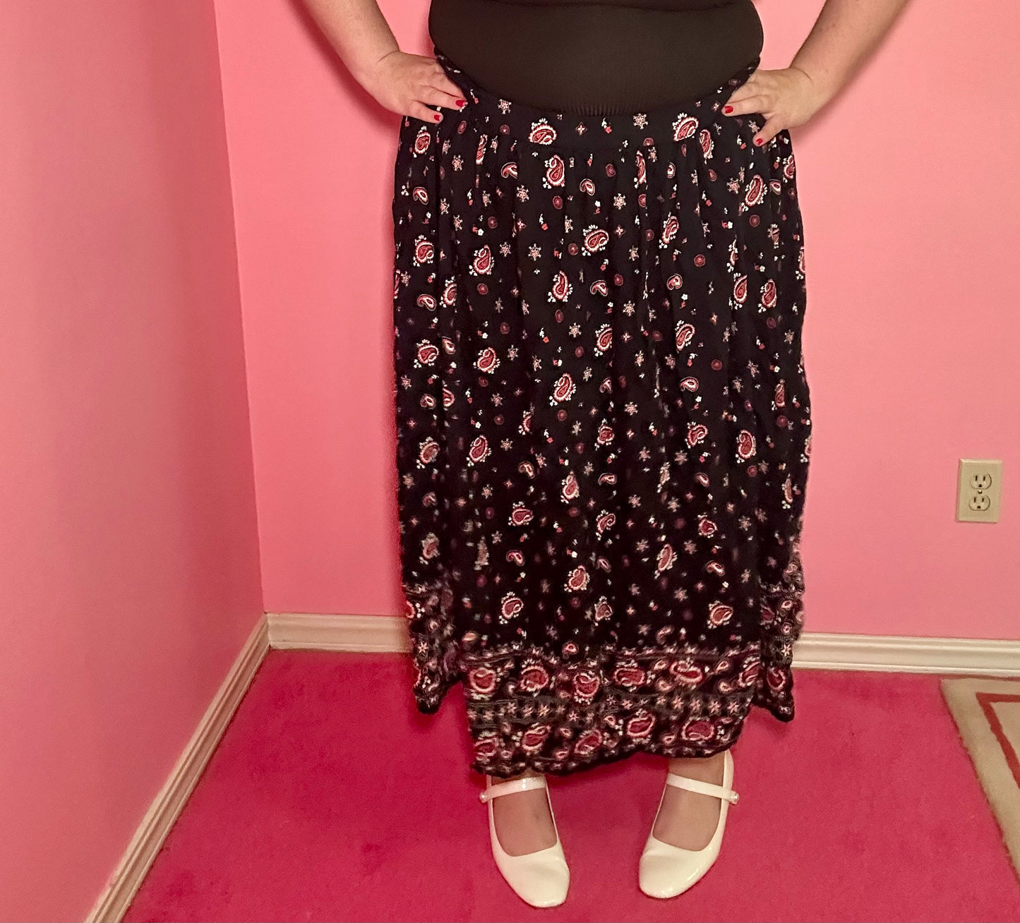 Black Paisley Skirt (X-Large)