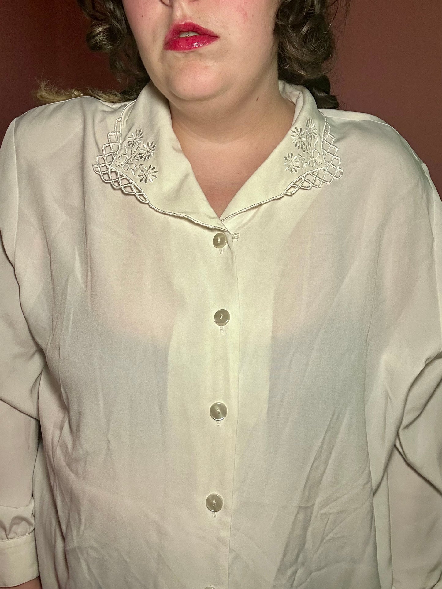 Lace Collar White Button Up (2X)