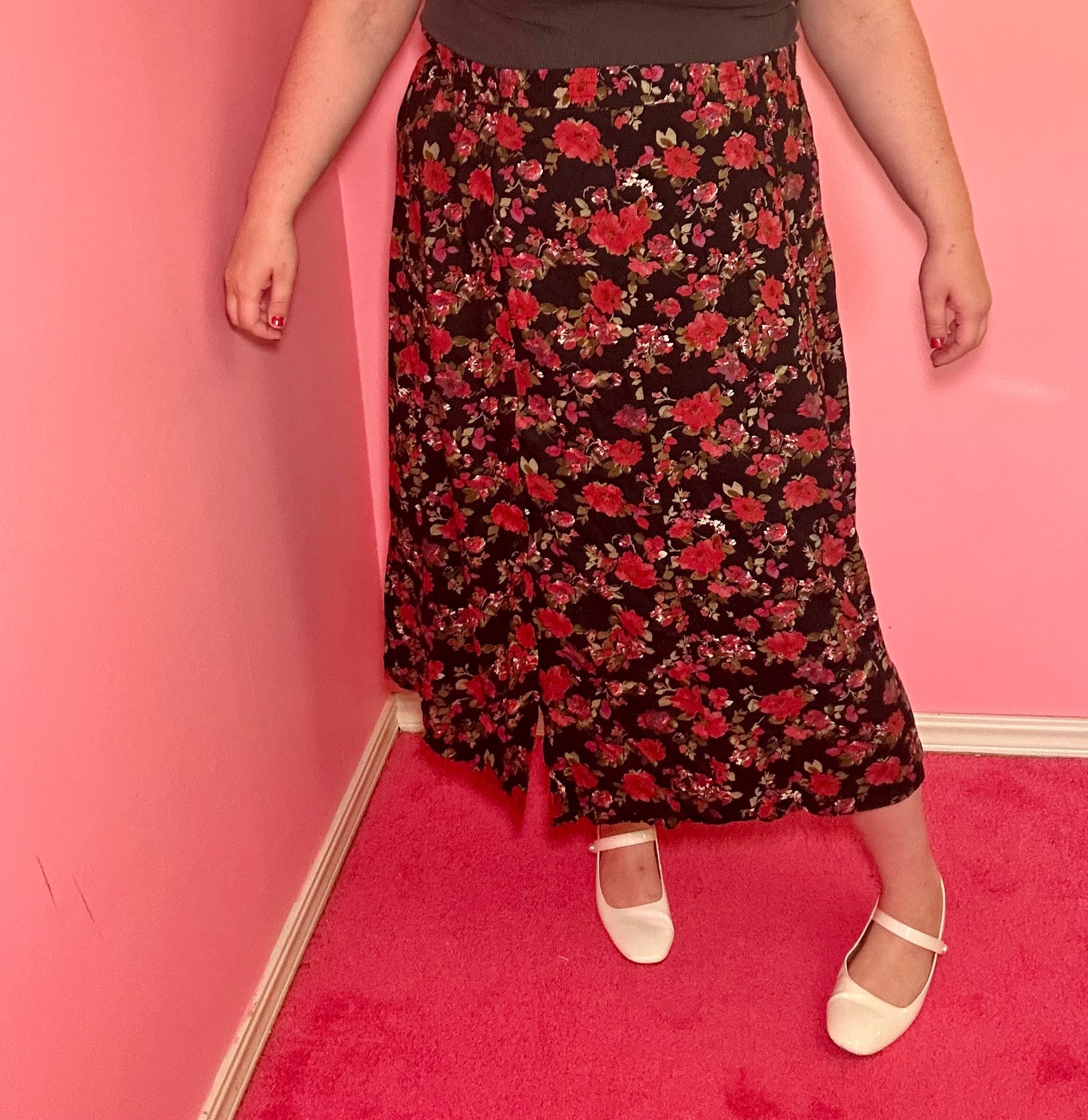 Red Flower Skirt (22/24)