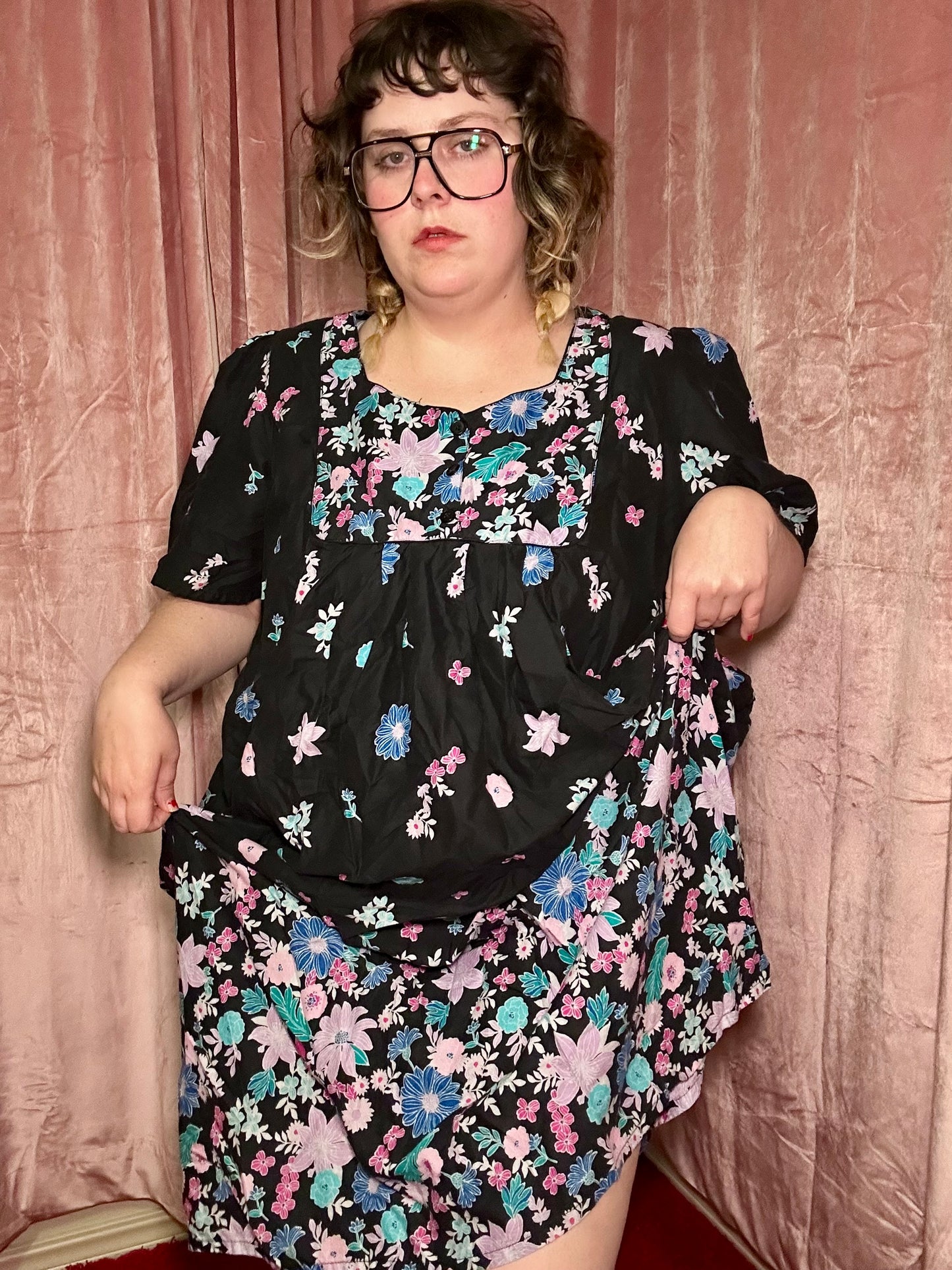 Black Floral Nightgown (26/28)