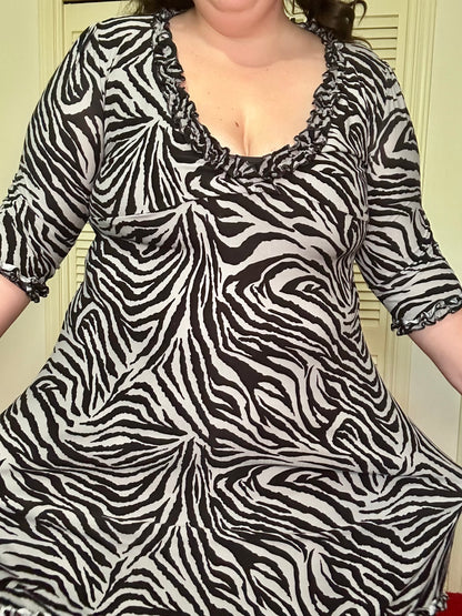 Ruffle Zebra Dress (XL)
