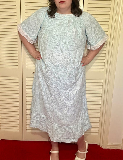 Blue Floral Nightgown (16/18)