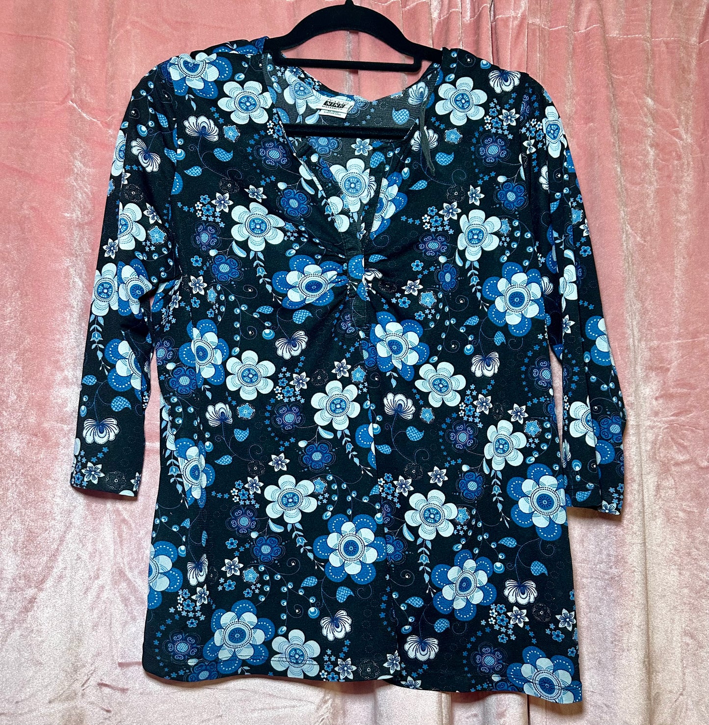 Blue Daisy Mesh Top (XL)