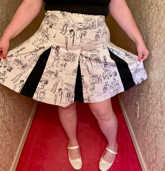 Black and White Pleated Illustration Skirt (16)