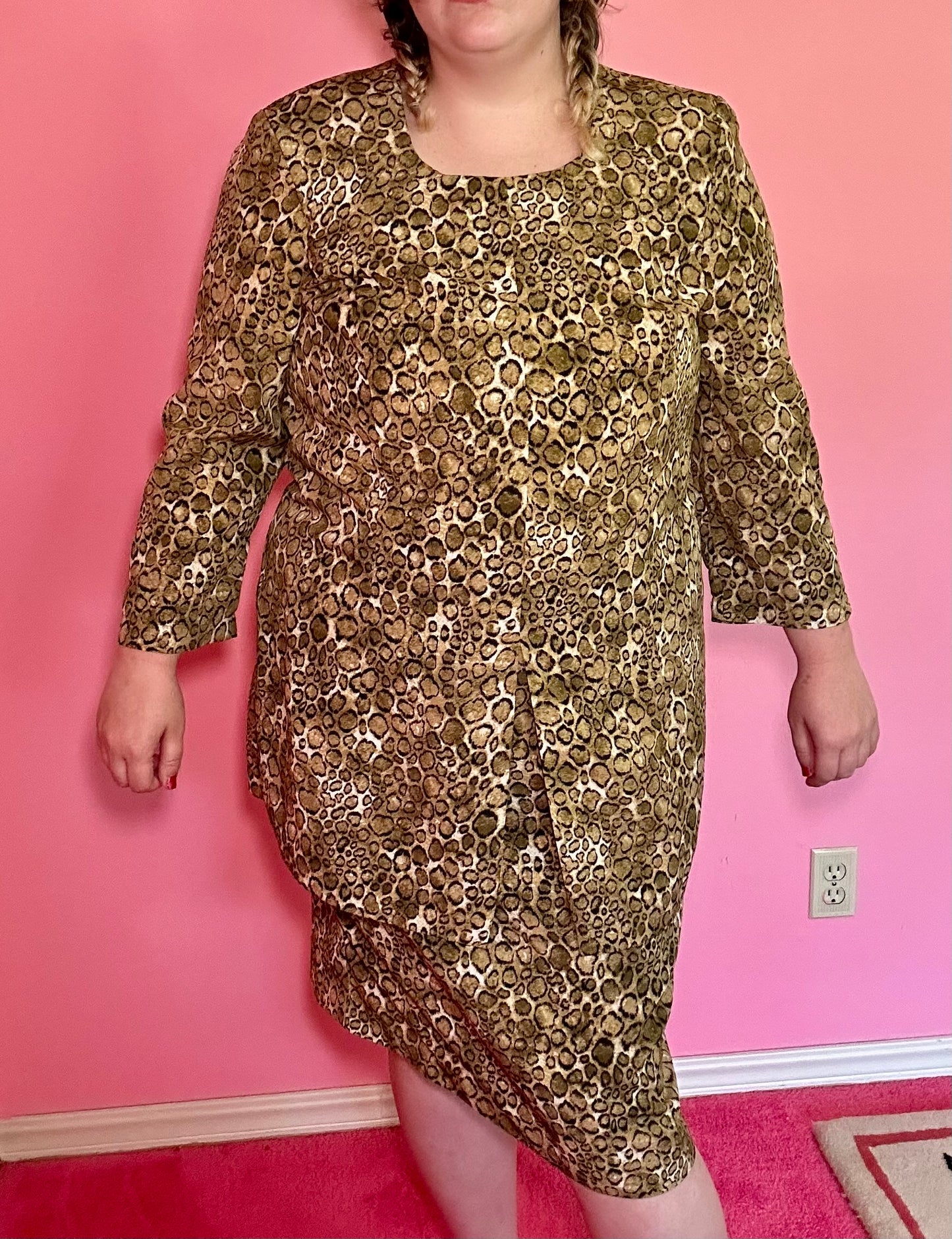 Leopard Business Dress (20W)