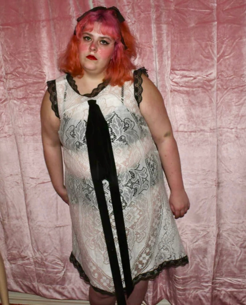 White Lace Dress (XL)