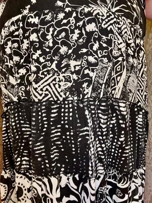 Black and White Tiered Chiffon Boho Skirt (2X)