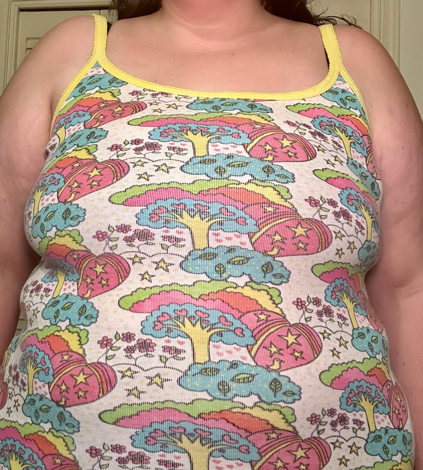 Stars and Trees Colorful Graphic Y2K Tank Top (XL)