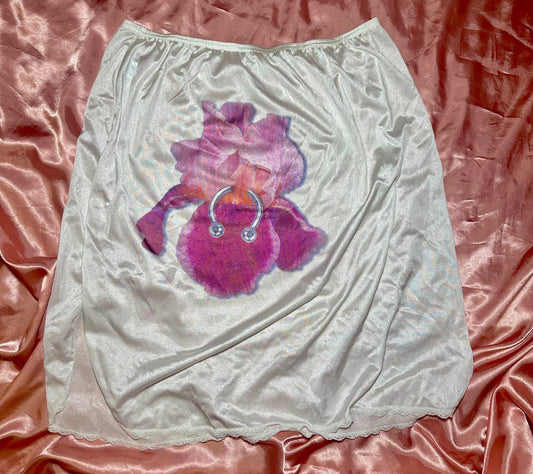 Pierced Iris Skirt (XL)