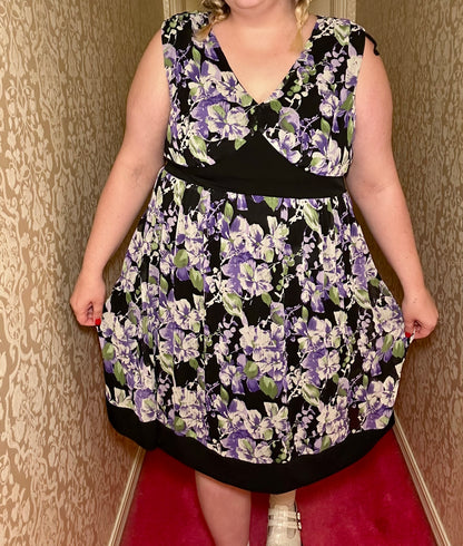 Purple floral Dress (20W)