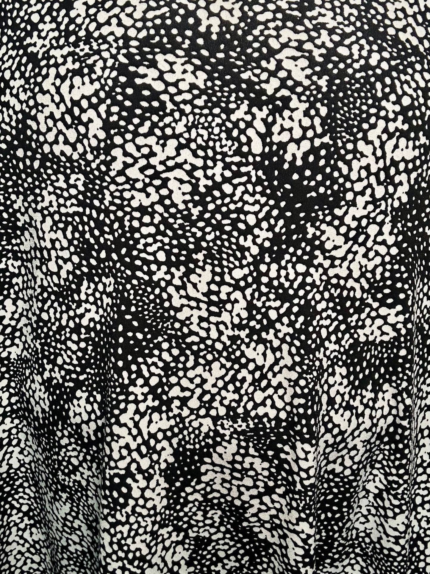 Black and White Graphic Skirt (16/18)