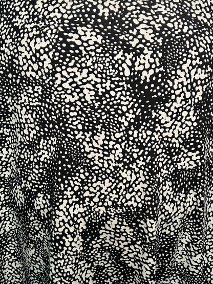 Black and White Graphic Skirt (16/18)