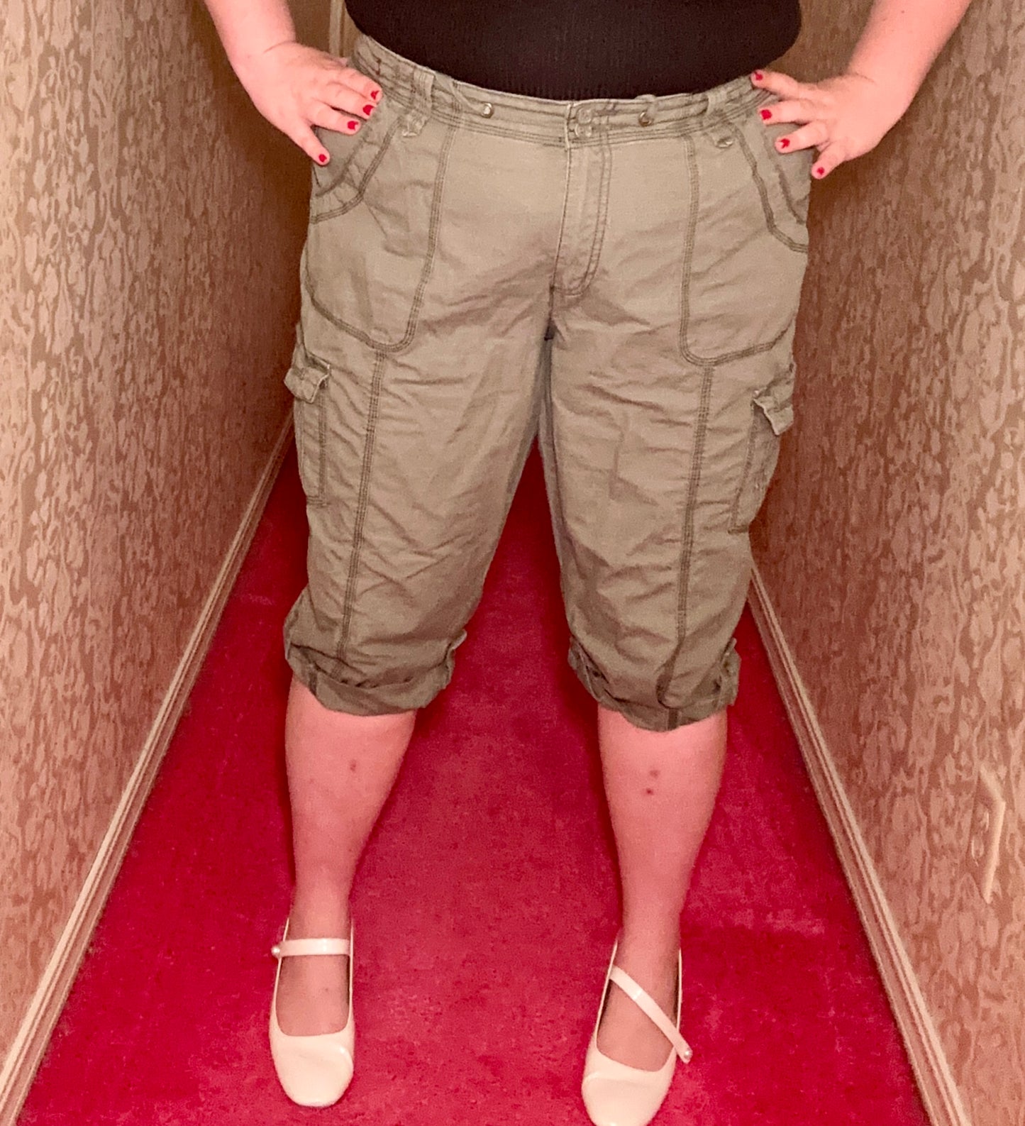 Green Khaki Utility Shorts (20W)