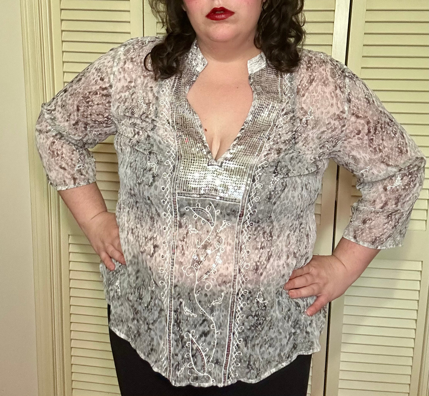 Sheer grey boho sparkly Blouse (3X)