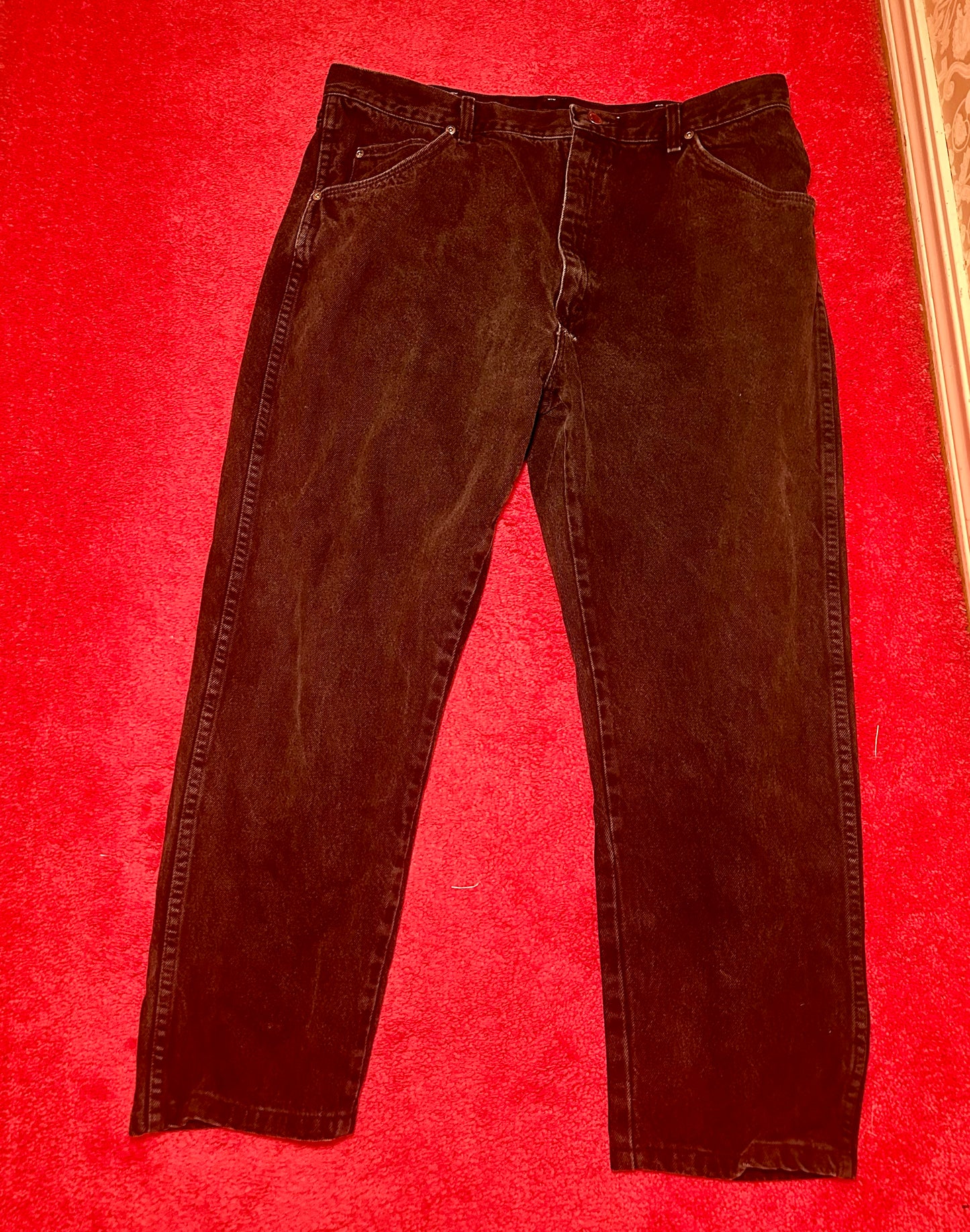 Black Denim Wrangler Jeans (40X30)