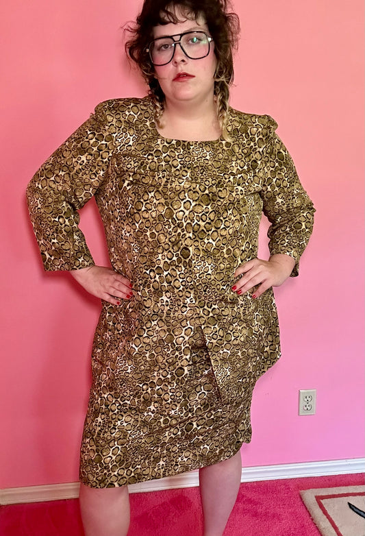 Leopard Business Dress (20W)