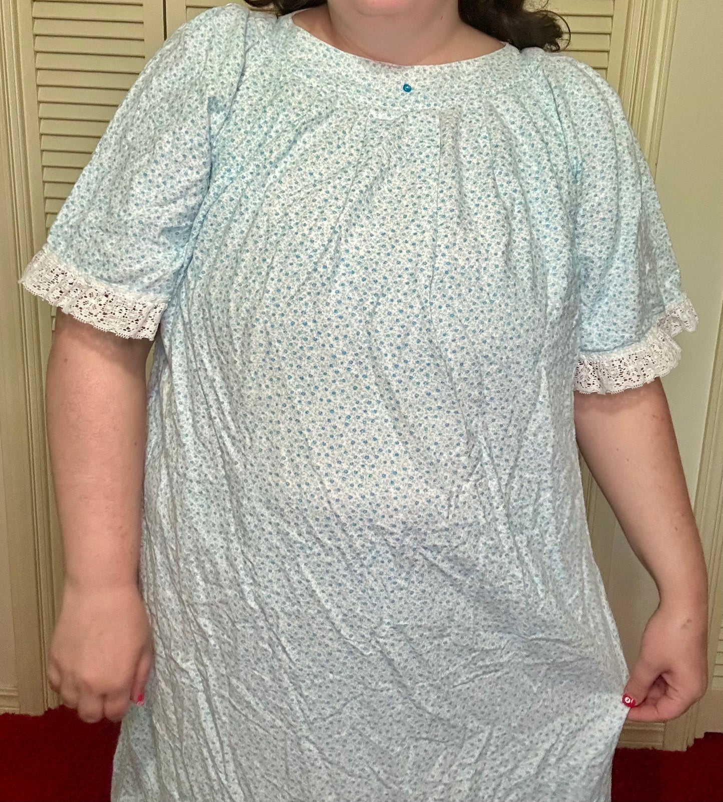 Blue Floral Nightgown (16/18)