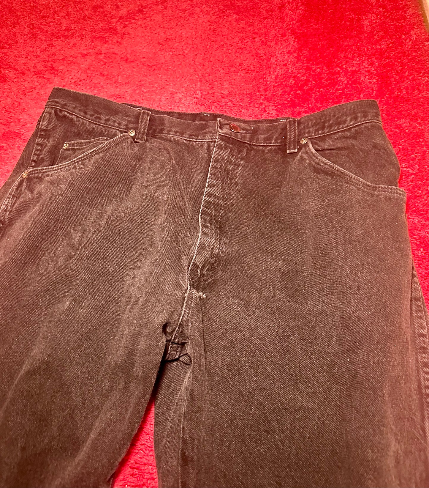 Black Denim Wrangler Jeans (40X30)