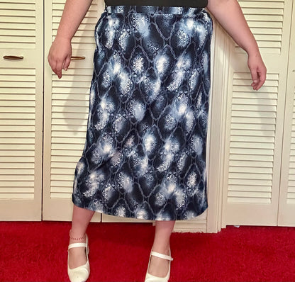 Blue Grunge Skirt (2X)