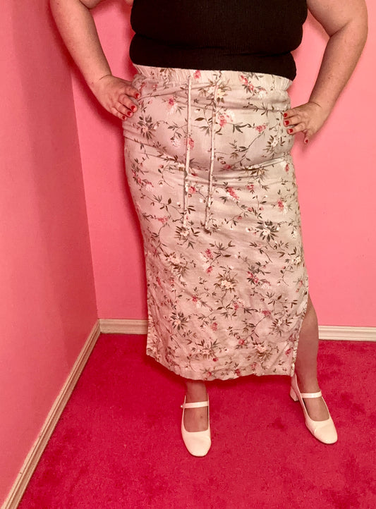Beige Floral Skirt (XL)