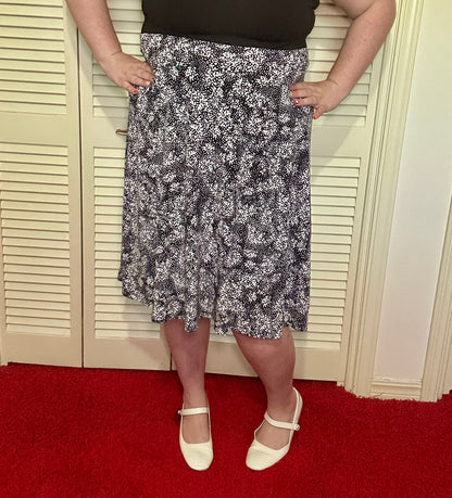 Black and White Graphic Skirt (16/18)