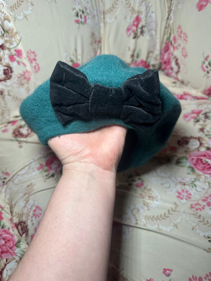 Green Bow Wool Beret