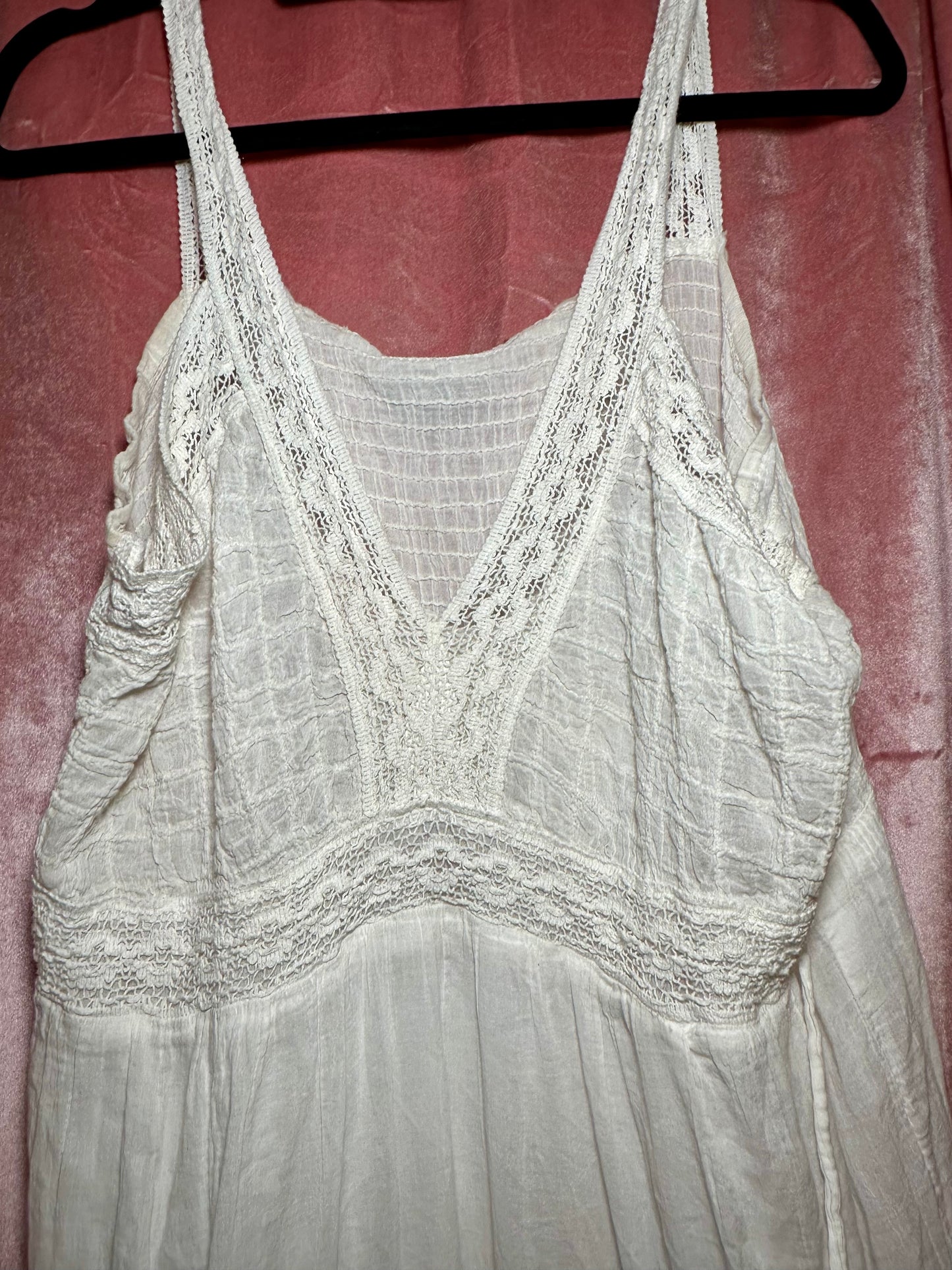 White Beachy Dress (XL)
