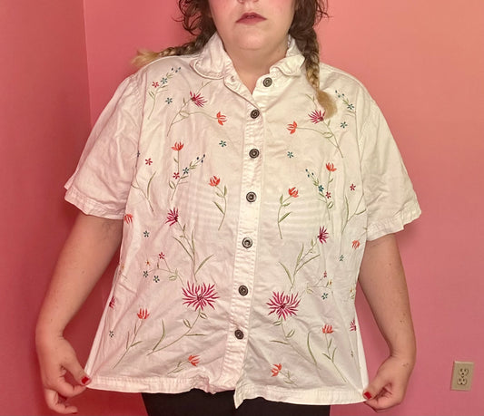 Floral Embroidery Top (3X)