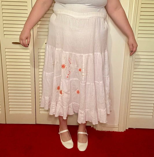 White Tiered Floral Embroidery Skirt (22W)