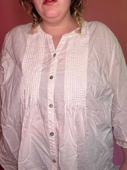 White Flowy Button Up (3X)