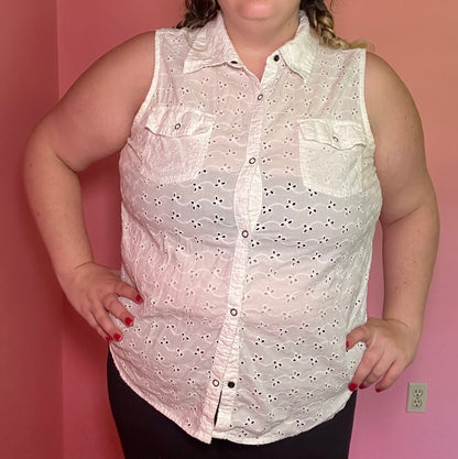 White Button Up Tank (16)