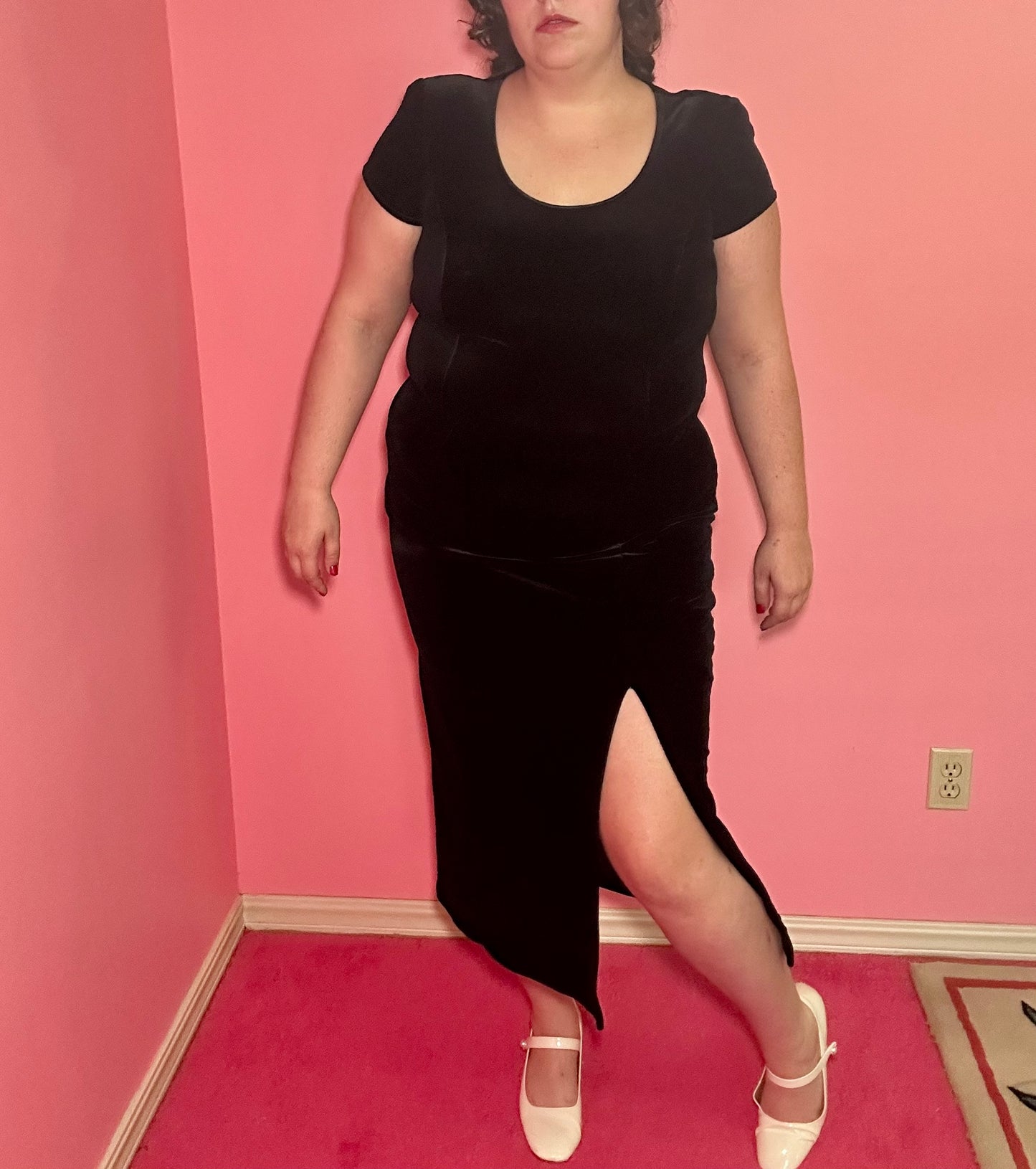 Black Velvet Dress (13/14)