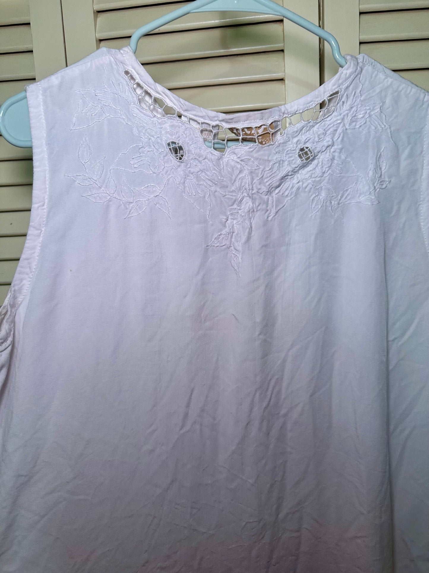 White Beachy Dress (XL)