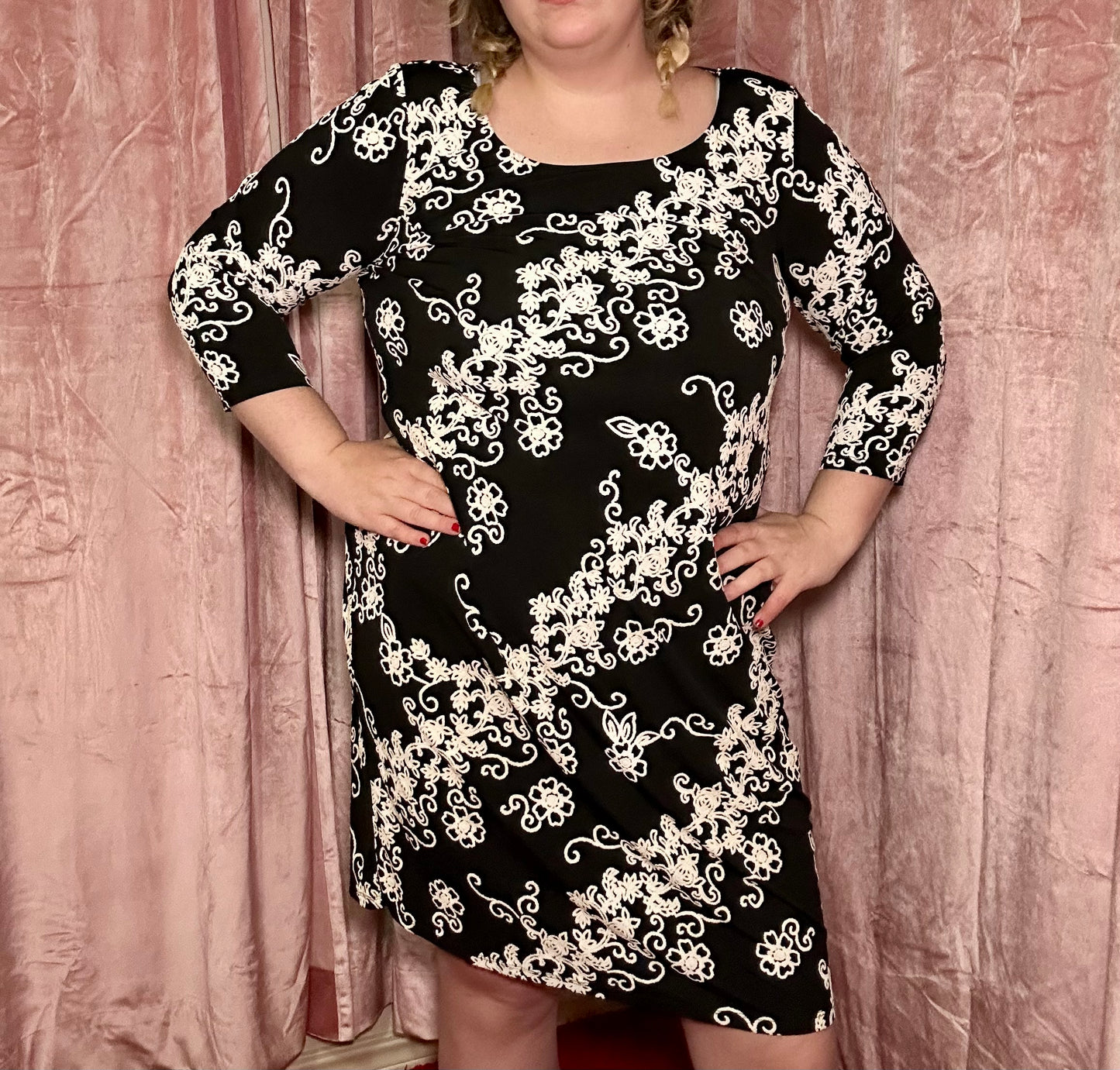 Black Floral Shift Dress (2X)
