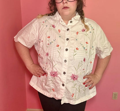 Floral Embroidery Top (3X)