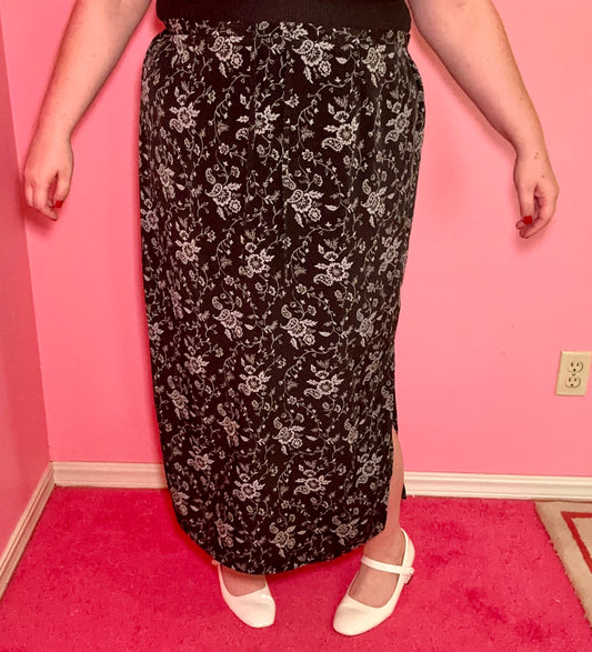 Black Y2K Floral Skirt (18/20)