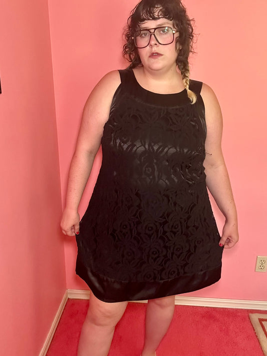 Black Lace Dress (20W)