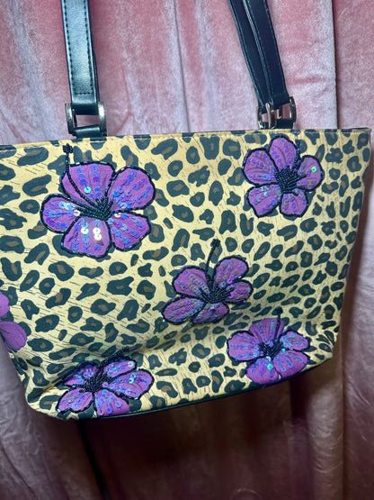 Leopard Flower Purse