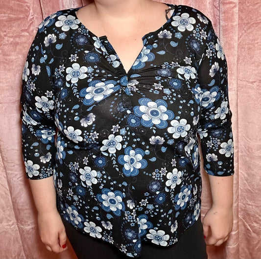 Blue Daisy Mesh Top (XL)