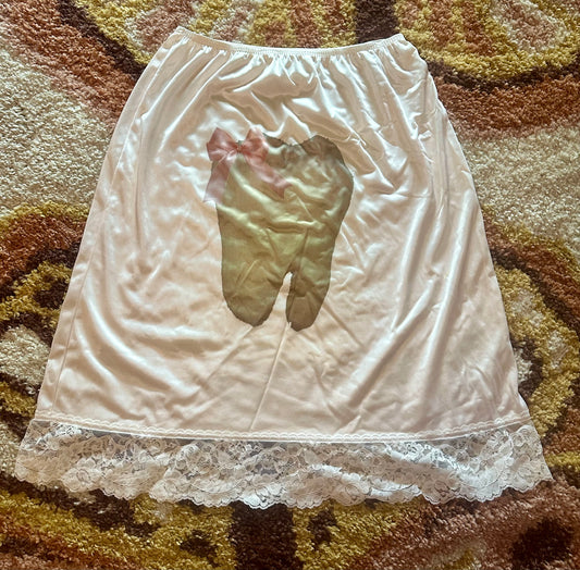 Tooth Bow Slip Skirt (XL)